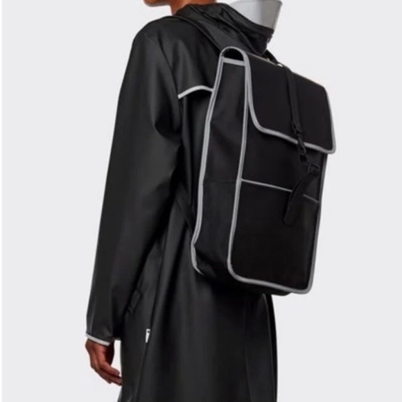 Rains backpack, like new - Picture 3 of 5